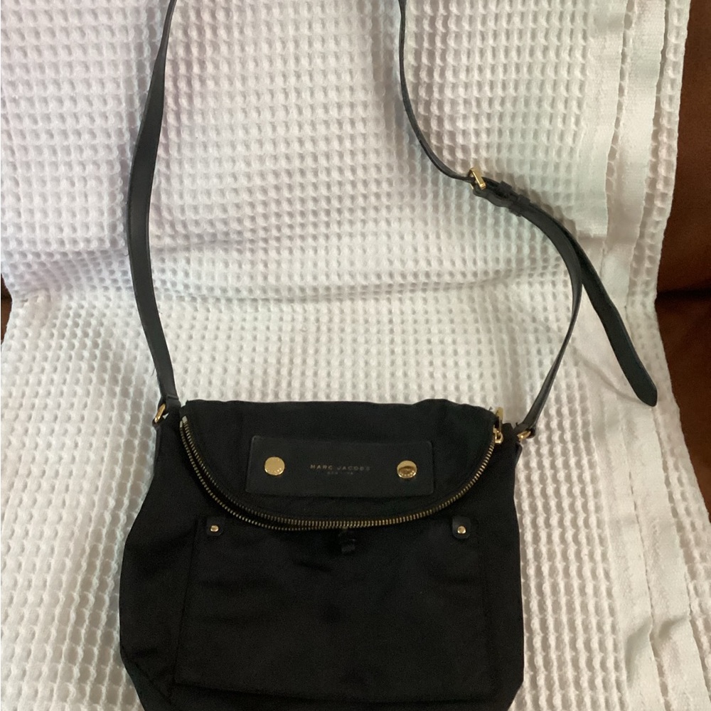 Marc Jacob’s New York Preppy Natasha Nylon Crossbody